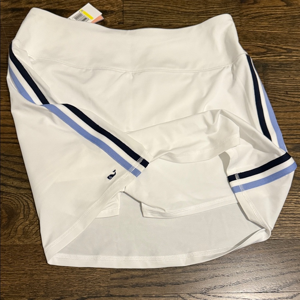 Vineyard Vines White Skort with Navy and Light Blue Stripes - Picture 4 of 4